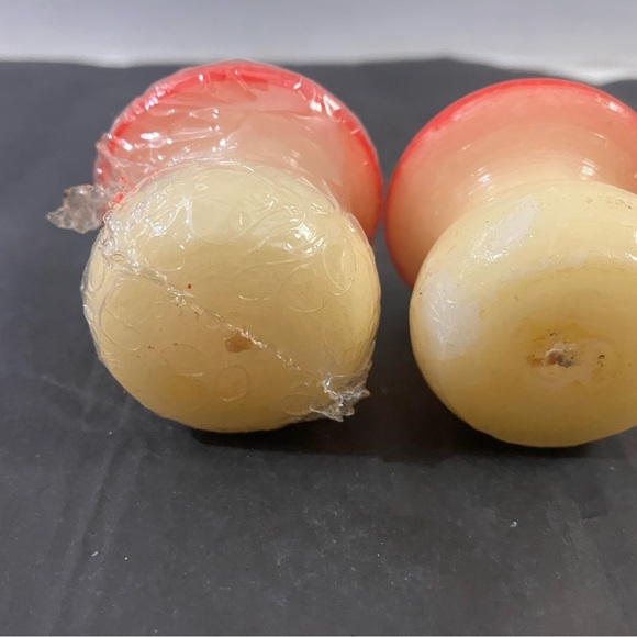 Lot of 2 Red and White Small Mushroom Candles Decor - Picture 8 of 9